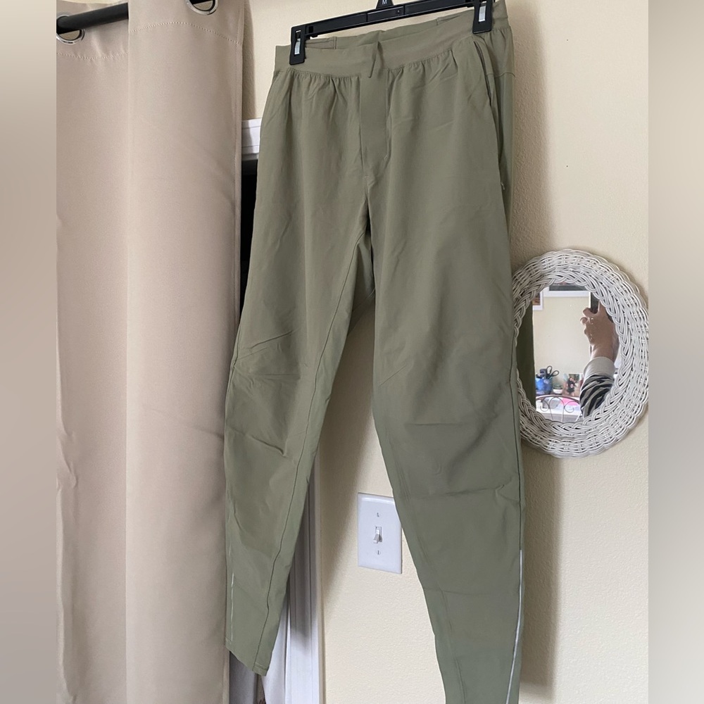 Lululemon joggers